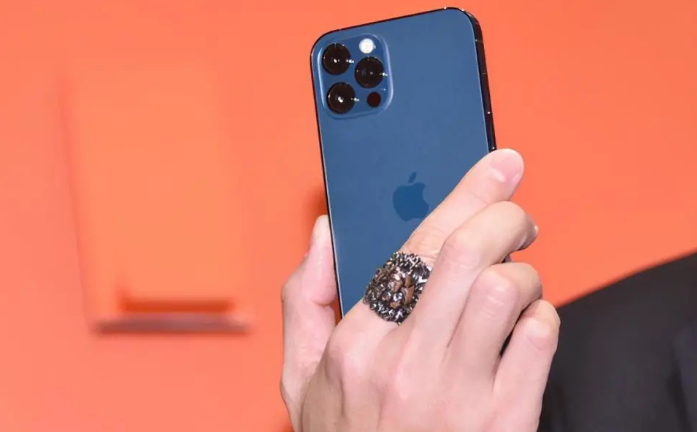 会山镇苹果手机维修分享iPhone12系列重启方法教程 